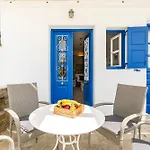 Sea And Sun Beach House At Platis Gialos